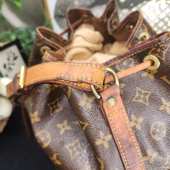 Authentic Louis Vuitton Monogram Noe Drawstring Bag W/ COA and Dust Bag - Picture 12 of 16